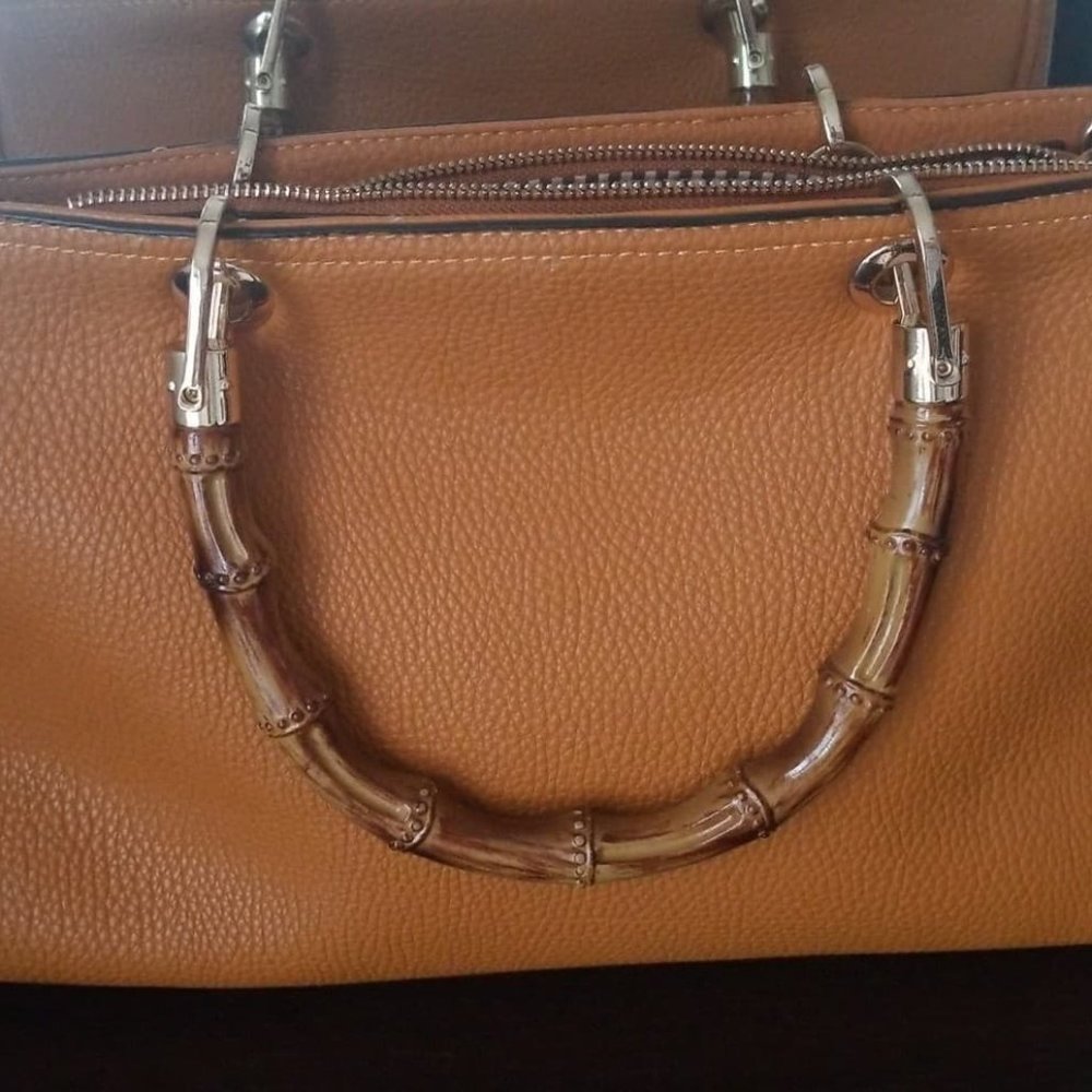 French Kiss , hand bag , mid size, Leather, Brown, new no tag